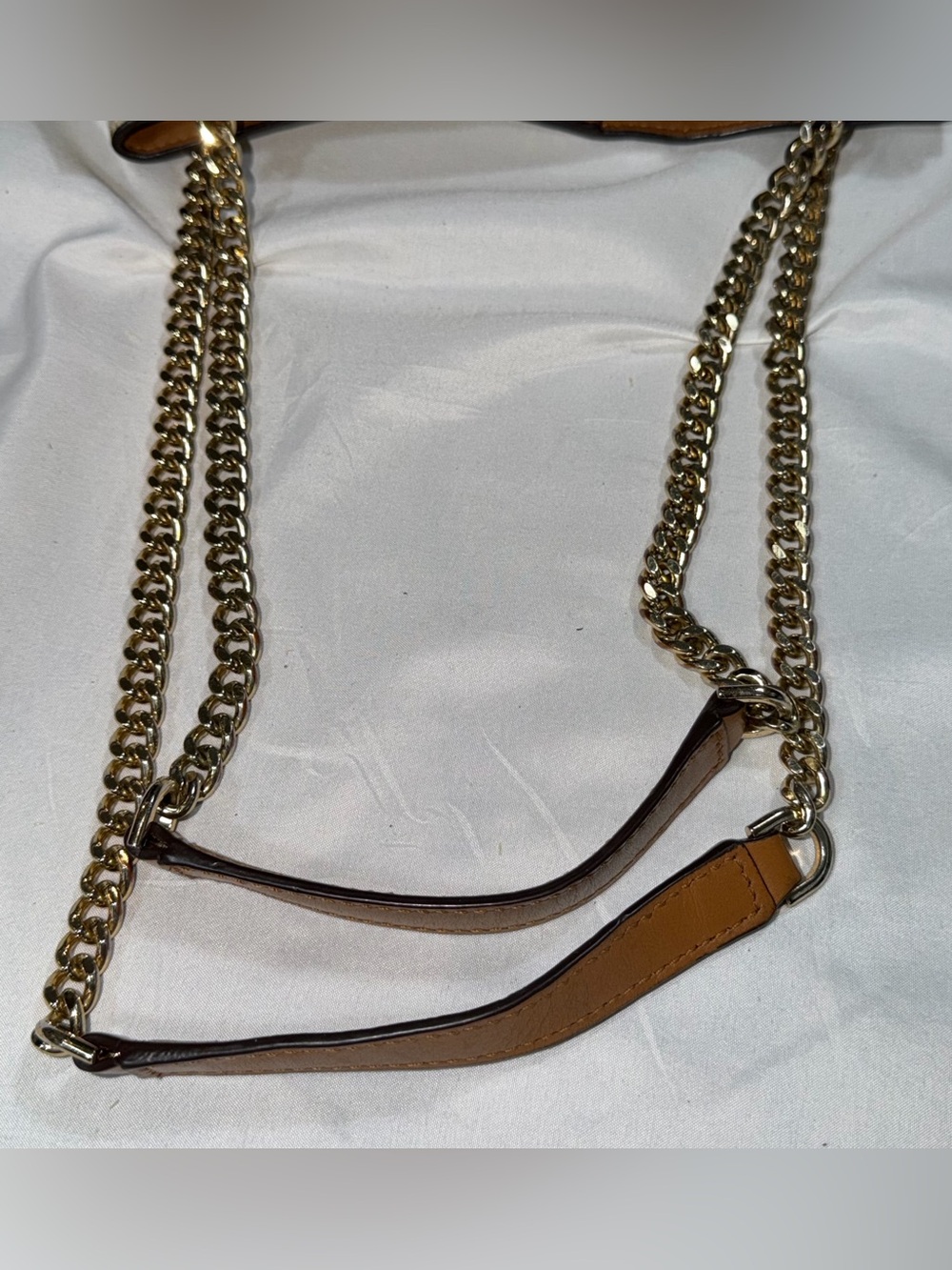 Michael Kors Susannah Medium Vanilla MK Logo Chain Shoulder Tote Bag - Picture 16 of 16